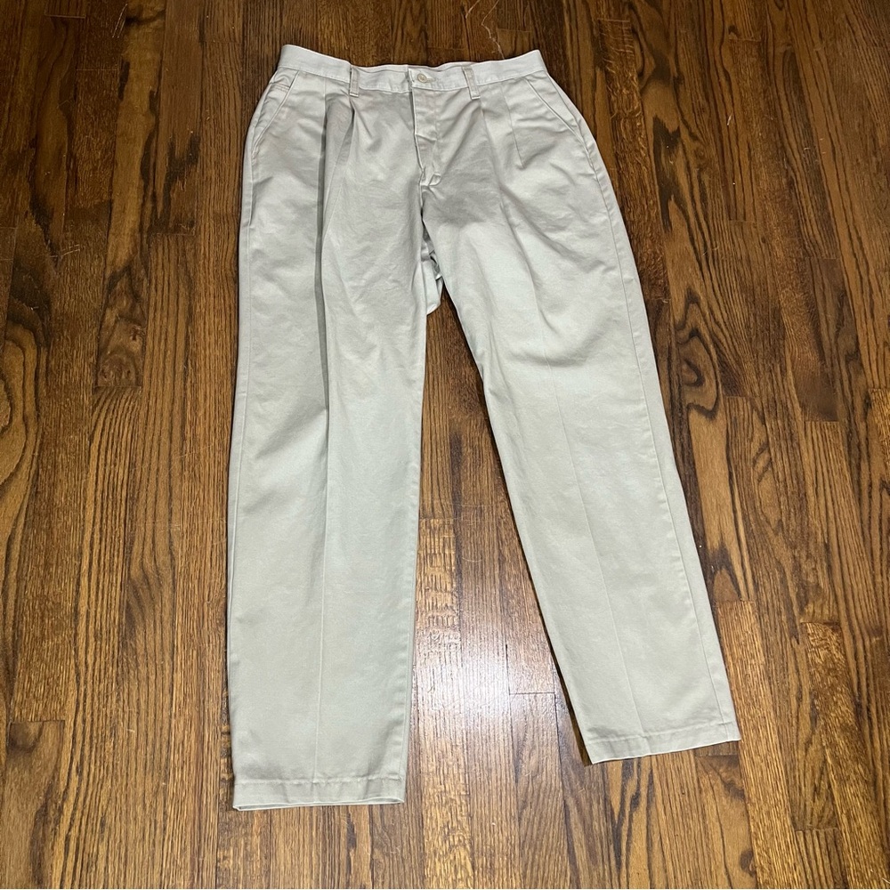 Vintage Wrangler Women's Size 14x32 Straight Pleated Khaki Tan 5 Pocket Pants